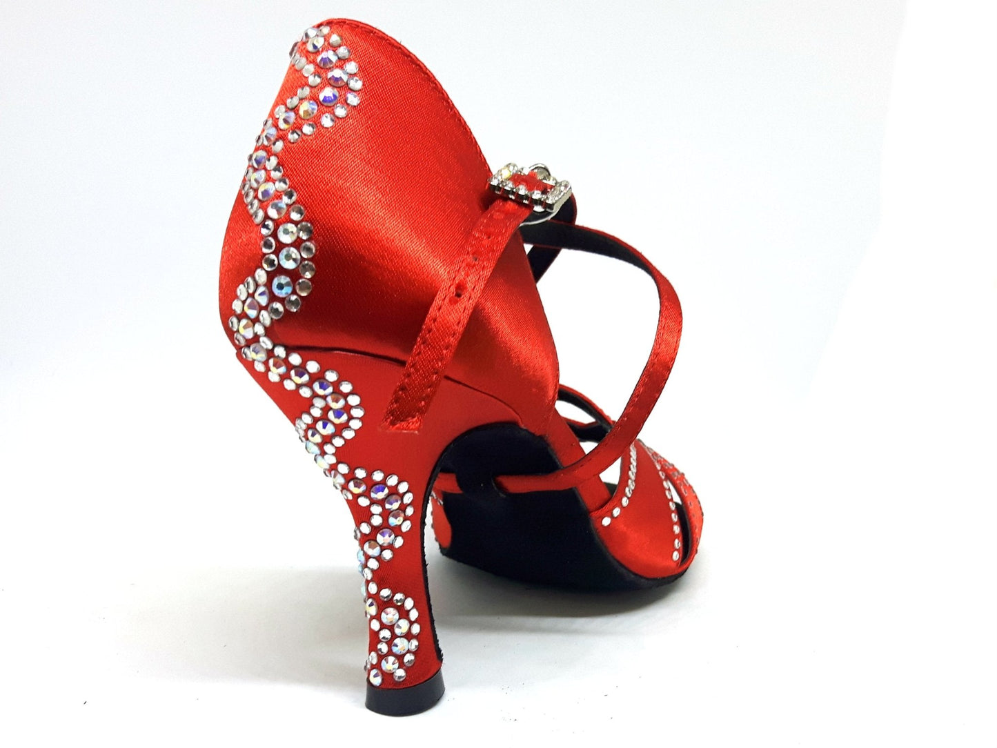 Zircon Red - 3" for salsa and bachata dancing