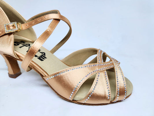 Zircon Champagne - 2.5" for salsa and bachata dancing